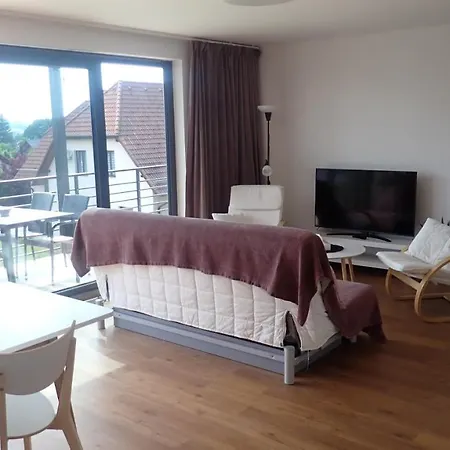 A + L Apartment *